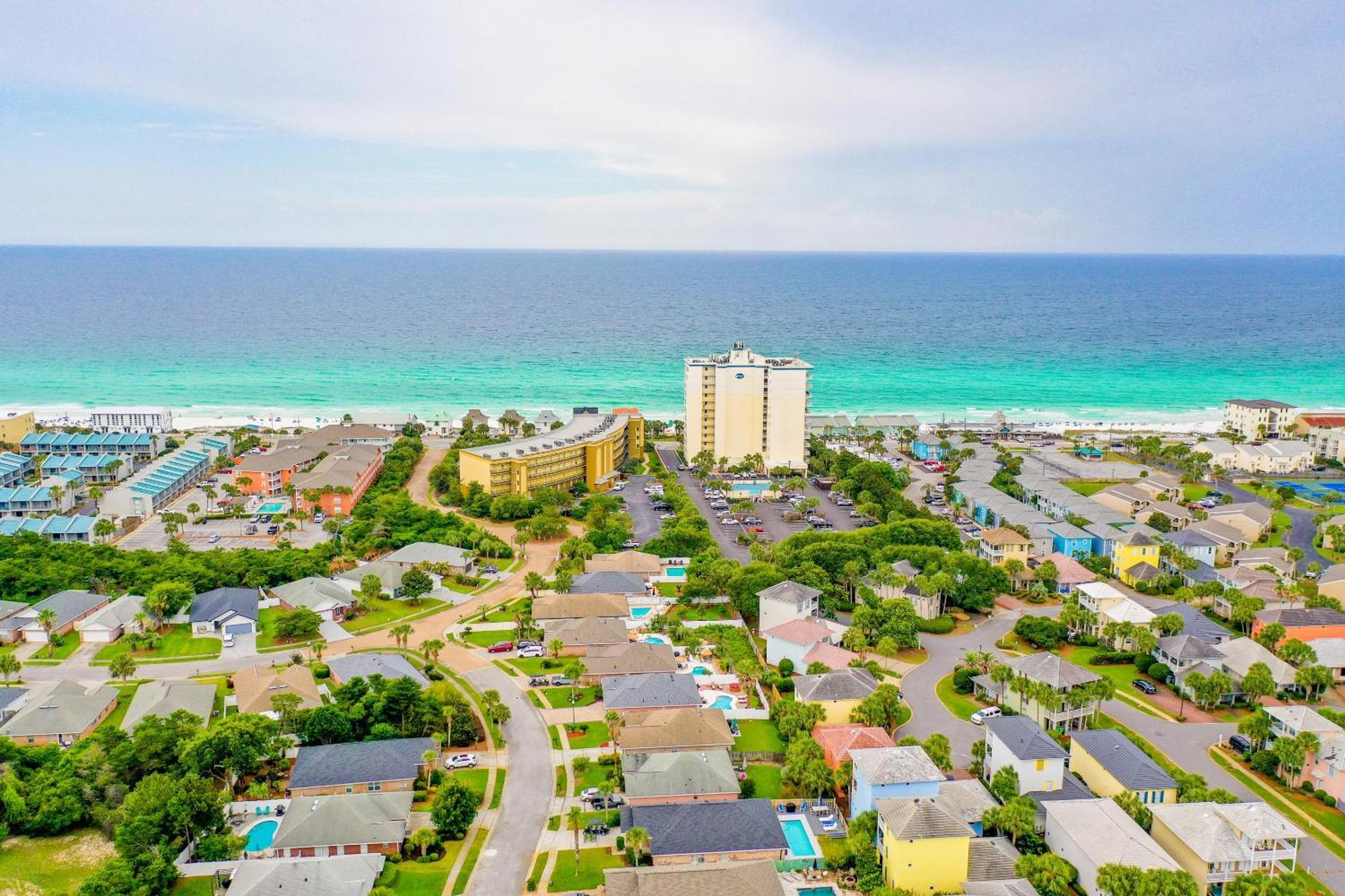 Holiday home Here Comes Sunshine Destin
