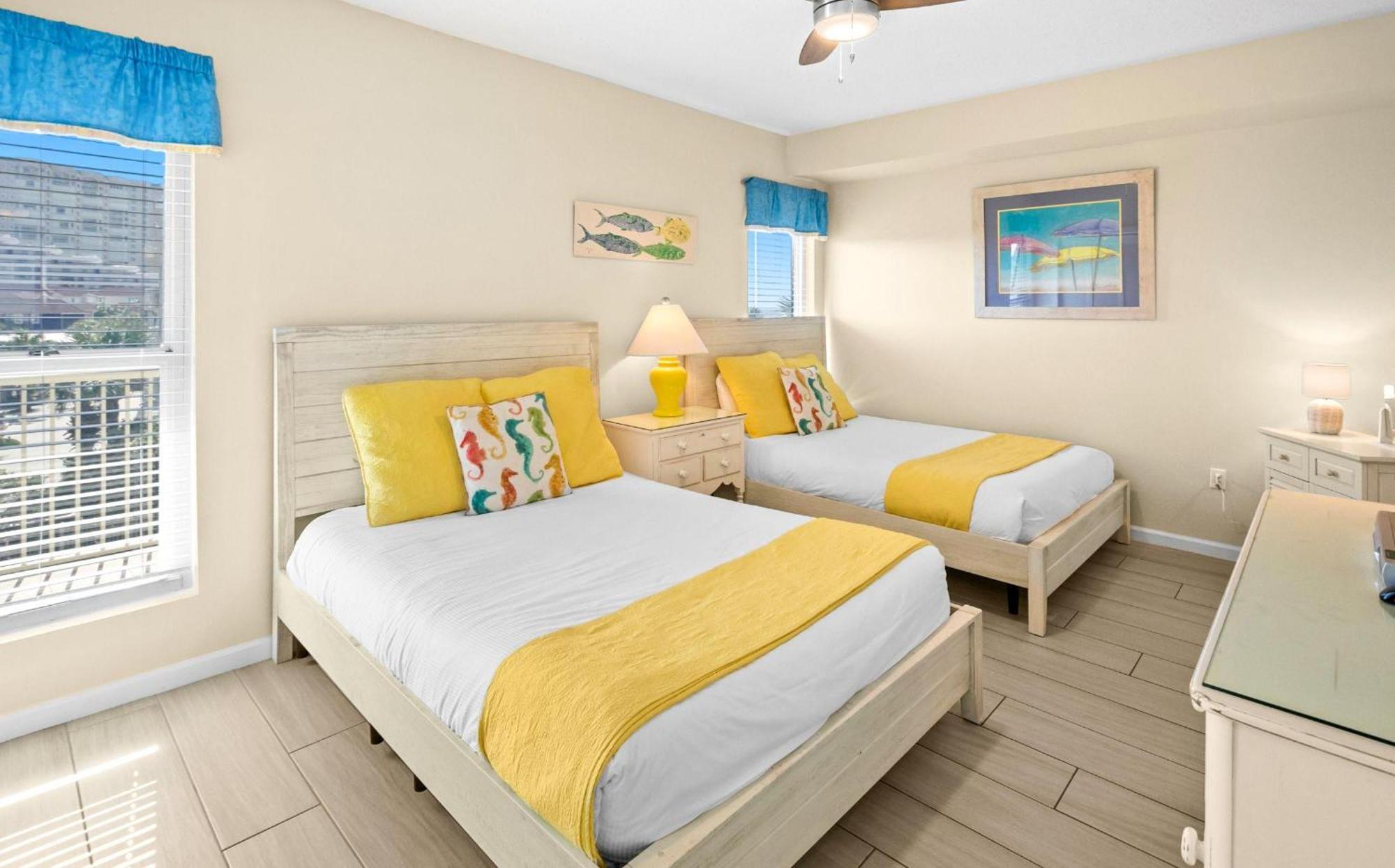 Holiday home The Crescent 203