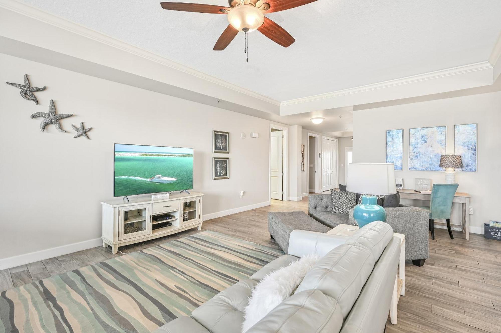 Apartment Harbor Landing 602a Destin