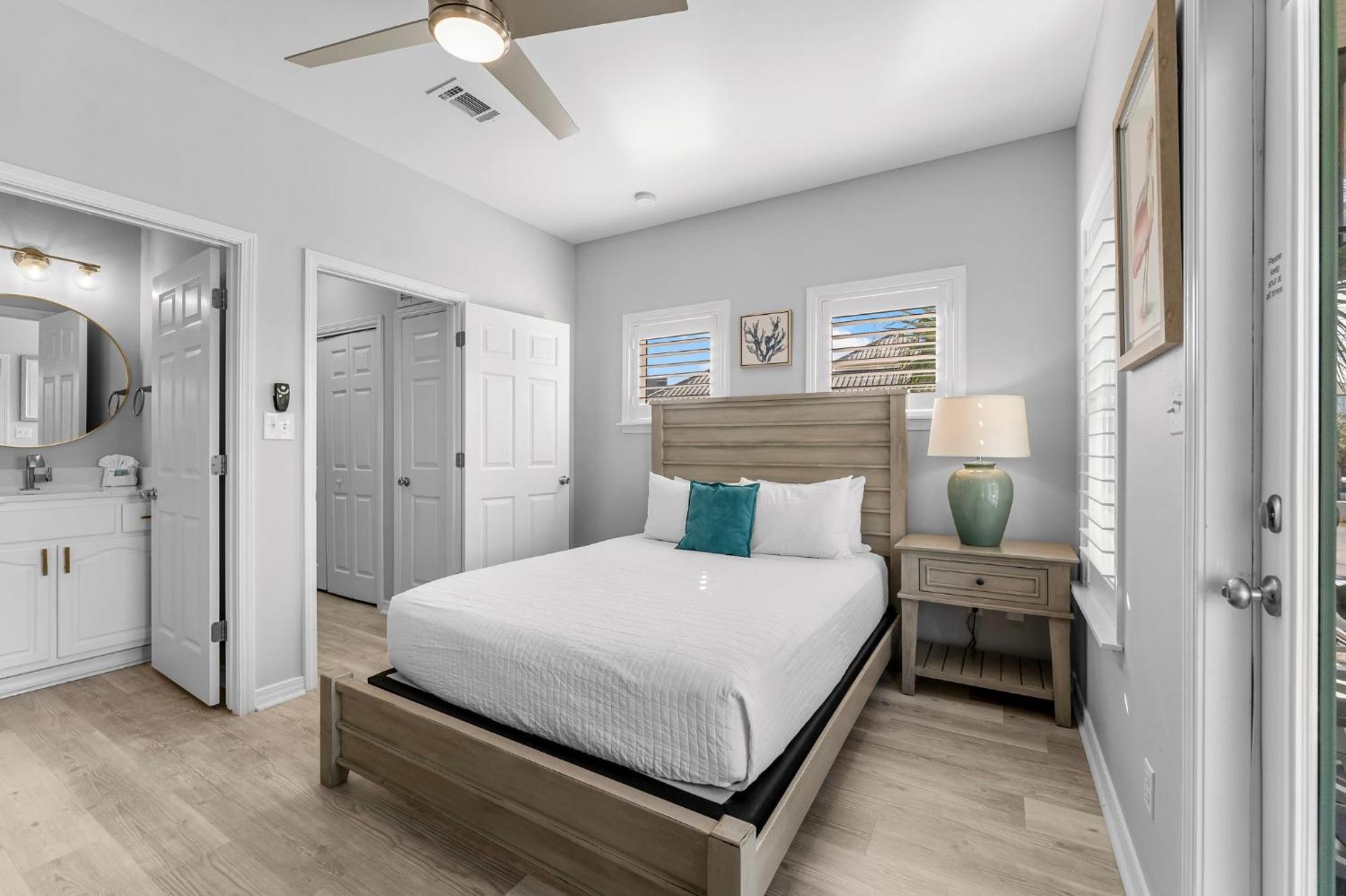 Claire De Lune With Private Access Holiday home Destin