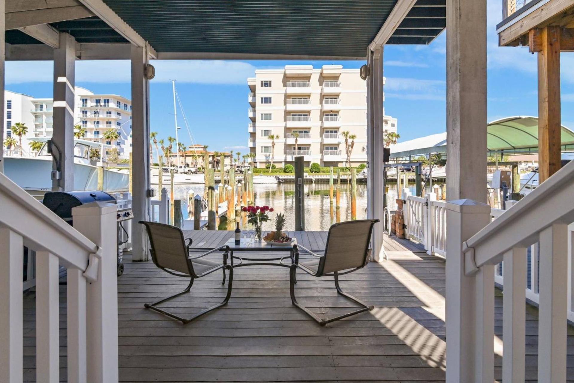 Gulf Shore Drive #4 Harbor Oasis *