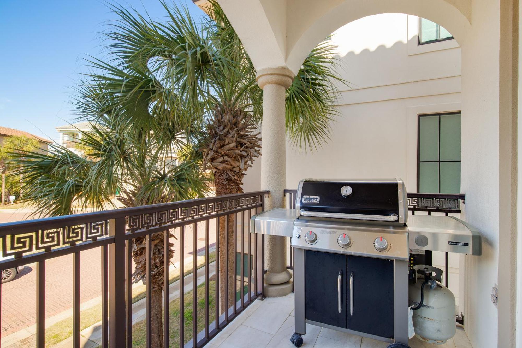 Holiday home Steps To Beach, Community Pool Hot Tub Destin