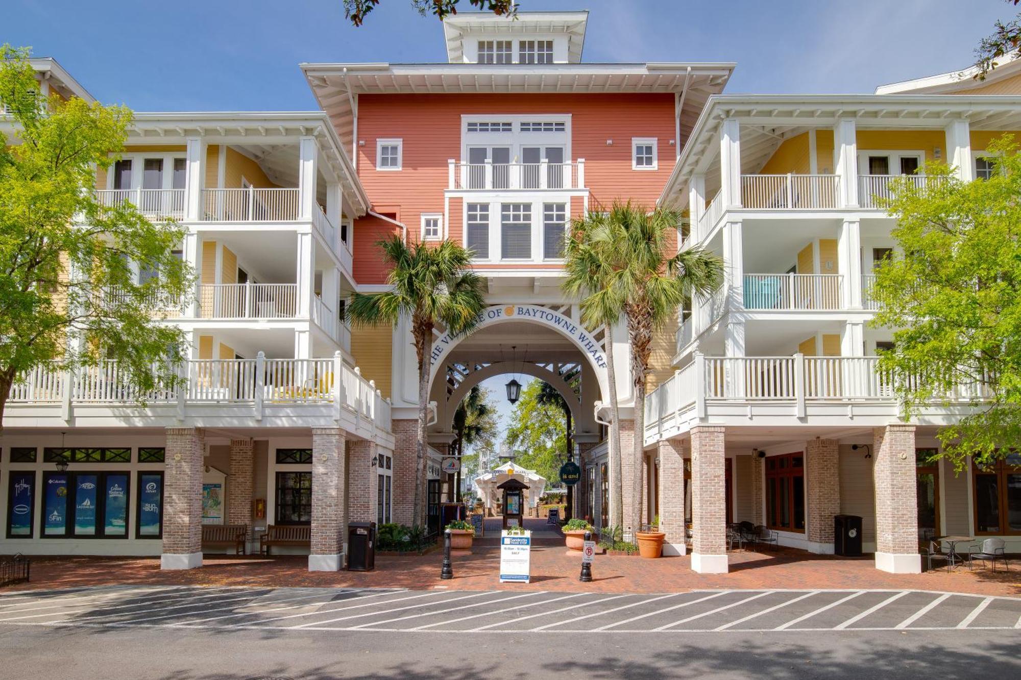 Pet Friendly - Near Amenities - Twelfth Hole *