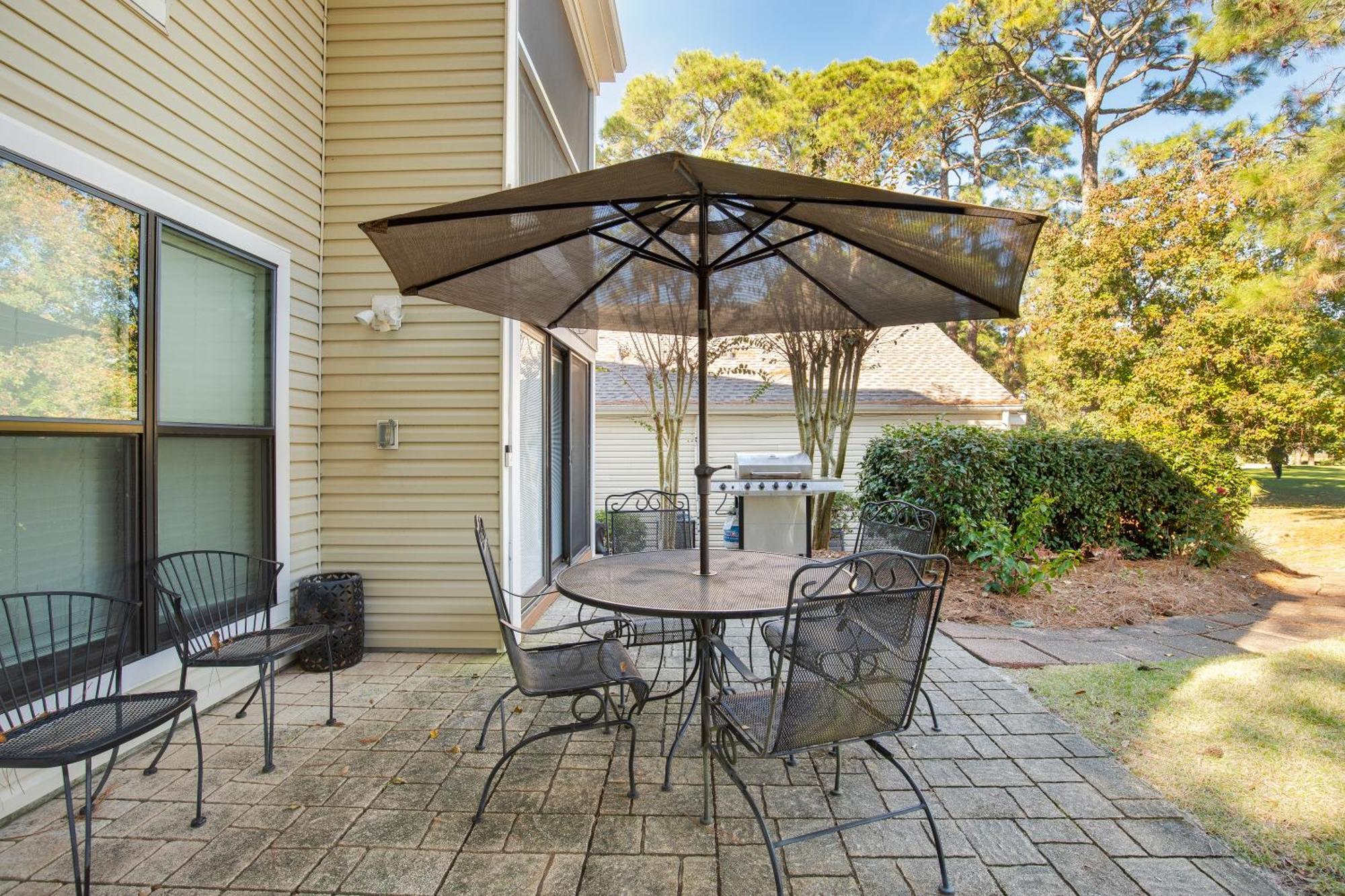 Pet Friendly - Near Amenities - Twelfth Hole Holiday home *