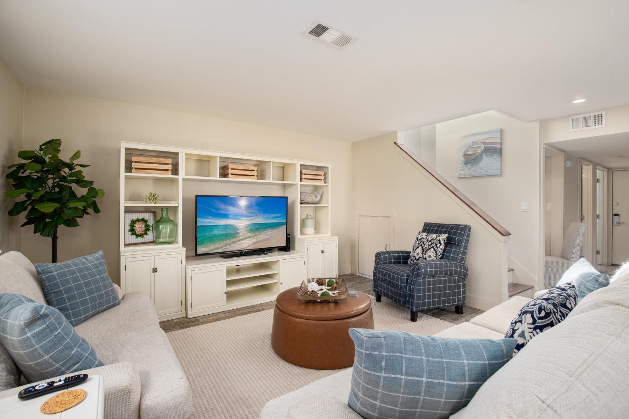 Pet Friendly - Near Amenities - Twelfth Hole Destin
