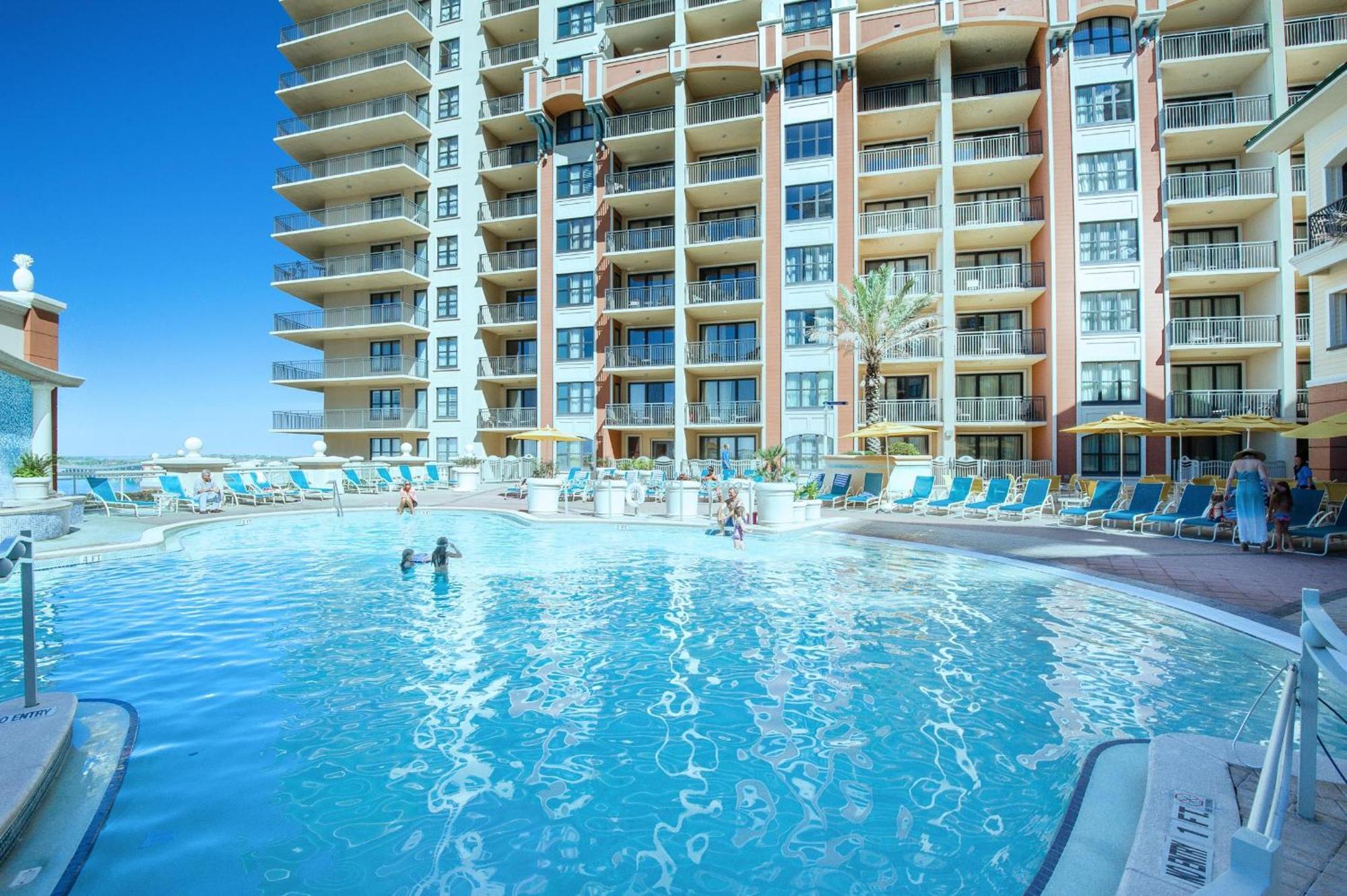 Emerald Grande W625 Holiday home *