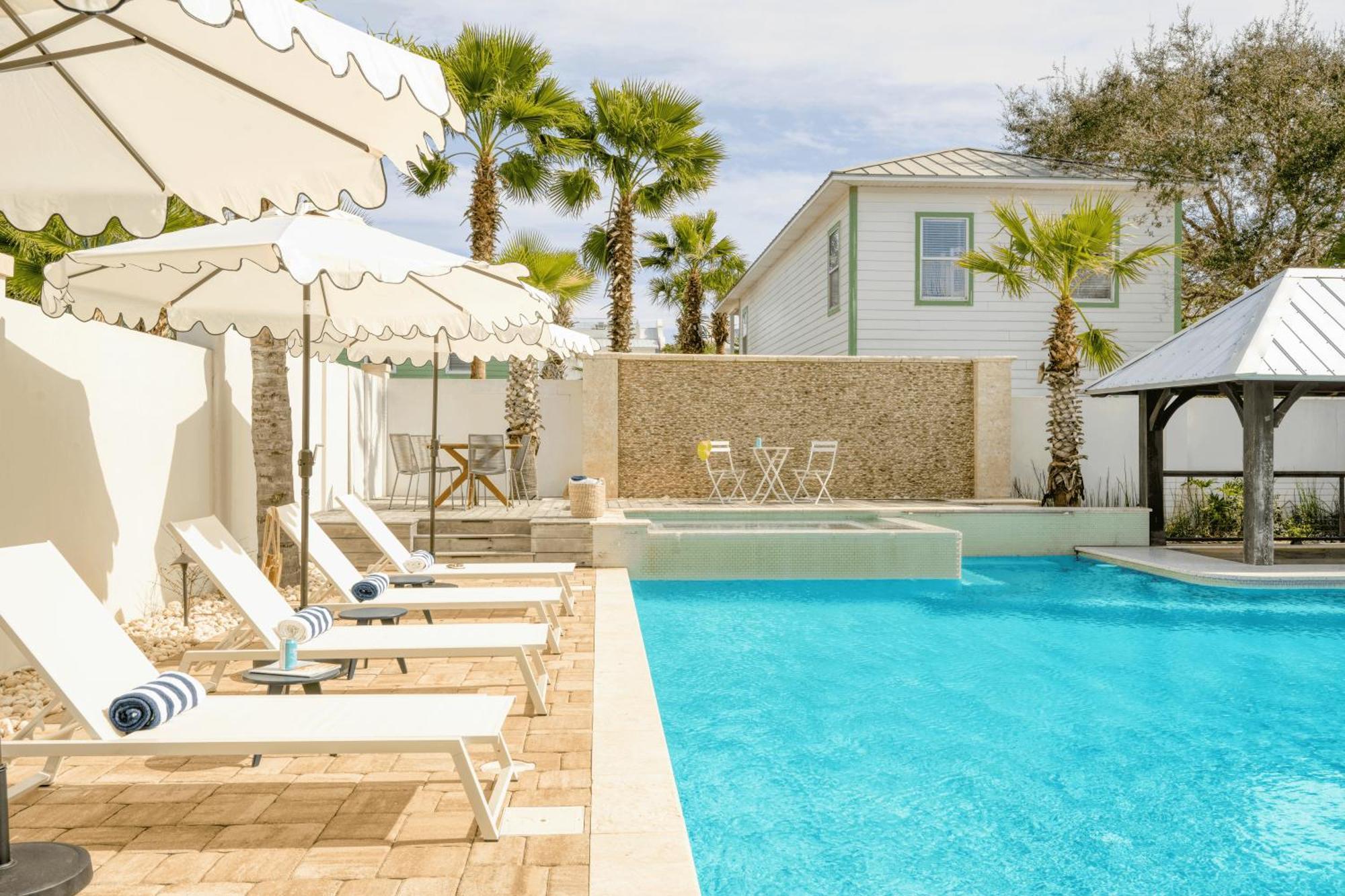 Monarch By Avantstay Breathtaking Estate W Access Swim Up Bar Hot Tub Rooftop Views * Destin