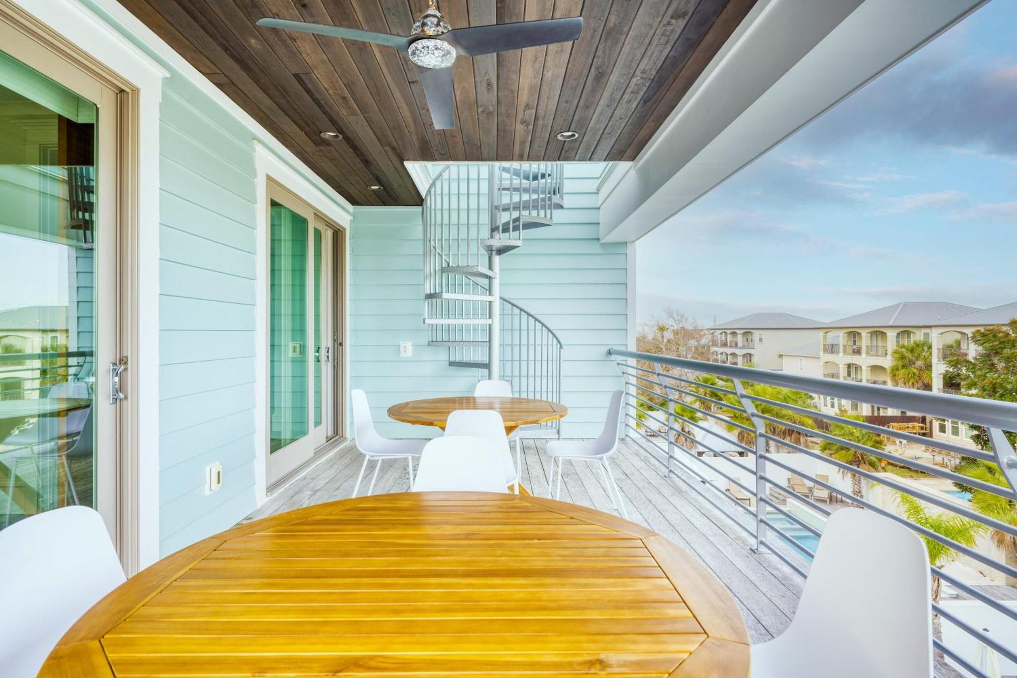 Monarch By Avantstay Breathtaking Estate W Access Swim Up Bar Hot Tub Rooftop Views Holiday home *