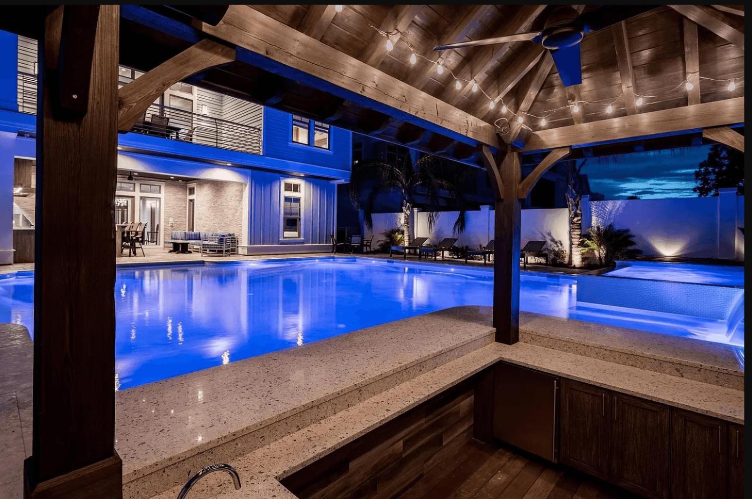Monarch By Avantstay Breathtaking Estate W Access Swim Up Bar Hot Tub Rooftop Views * Destin