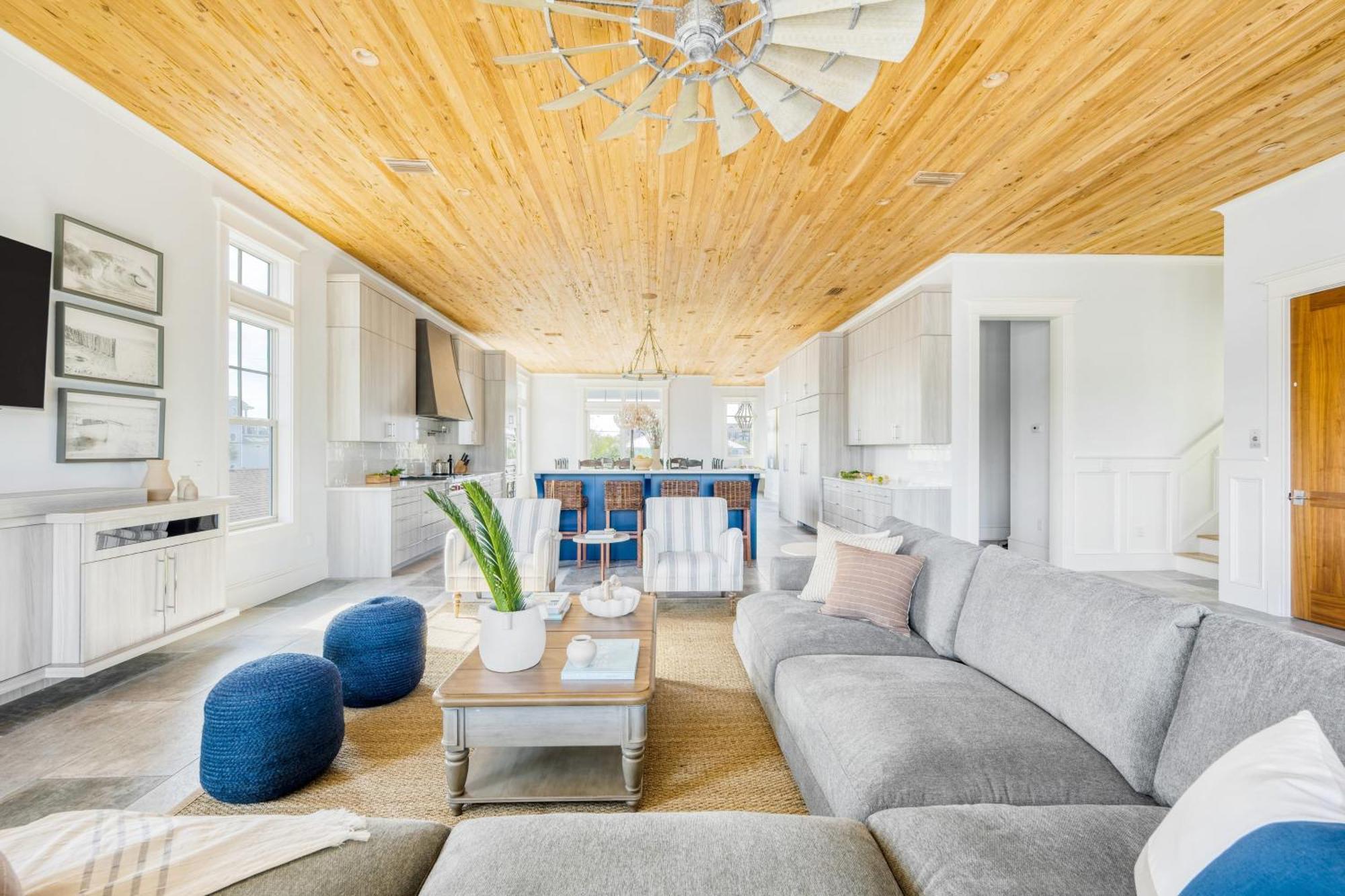 Monarch By Avantstay Breathtaking Estate W Access Swim Up Bar Hot Tub Rooftop Views Holiday home *