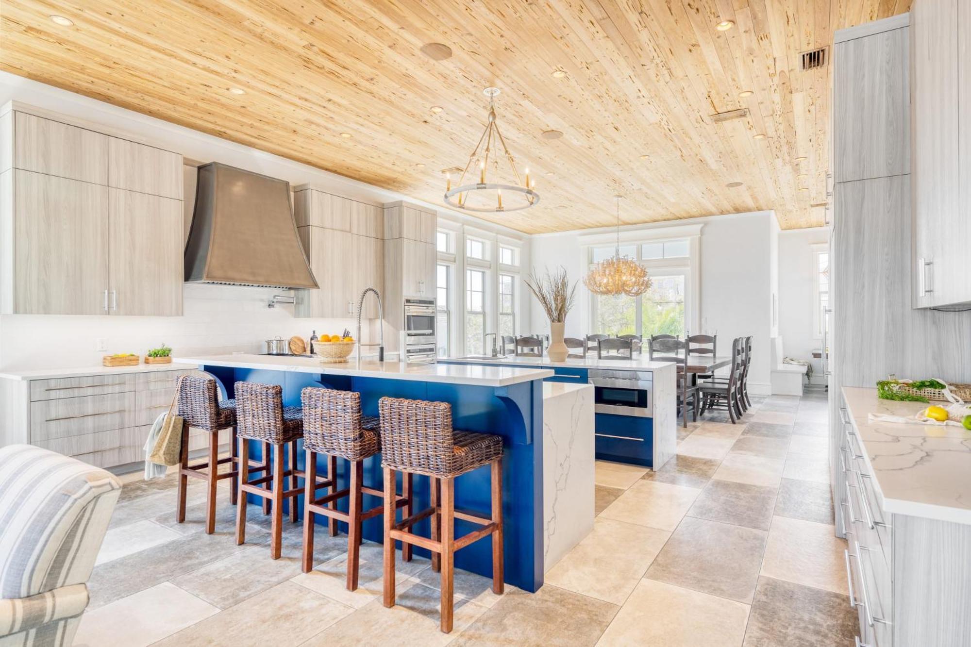 Monarch By Avantstay Breathtaking Estate W Access Swim Up Bar Hot Tub Rooftop Views Holiday home *