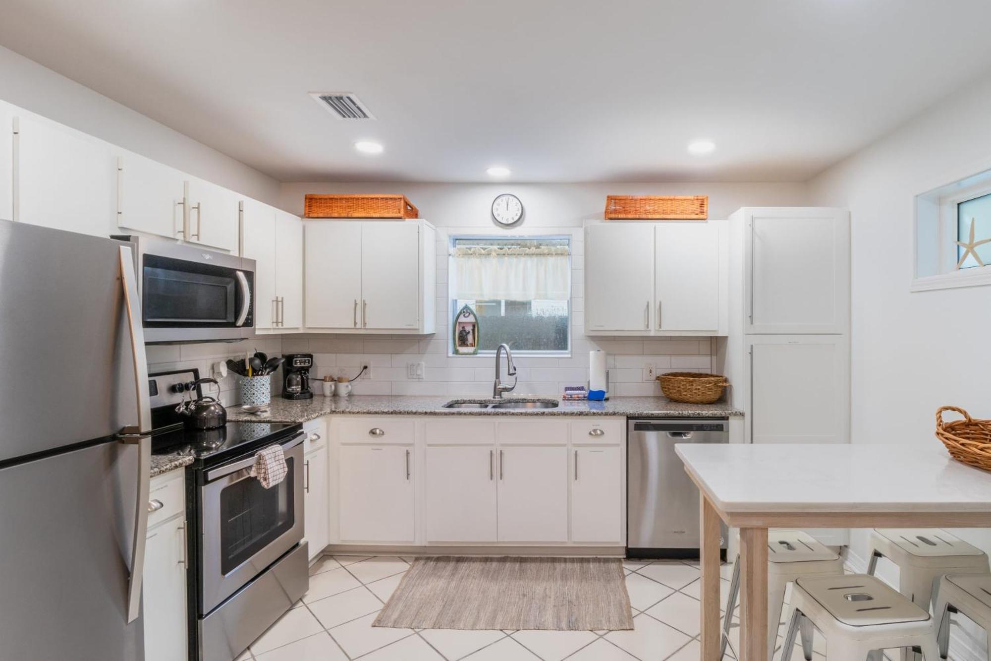 Dolphin By Avantstay 2 Mins Walk To W Pool Large Outdoor Entertaining Area *