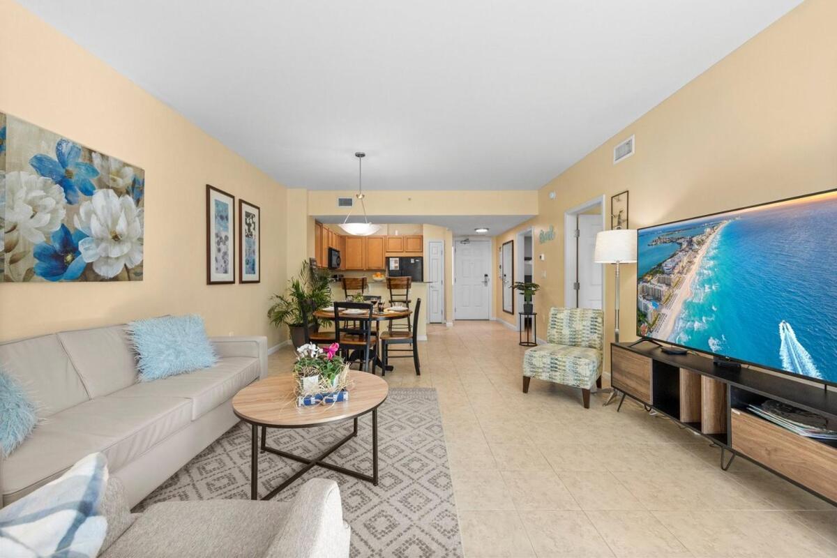 Entire - Palms Of Paradise * Destin