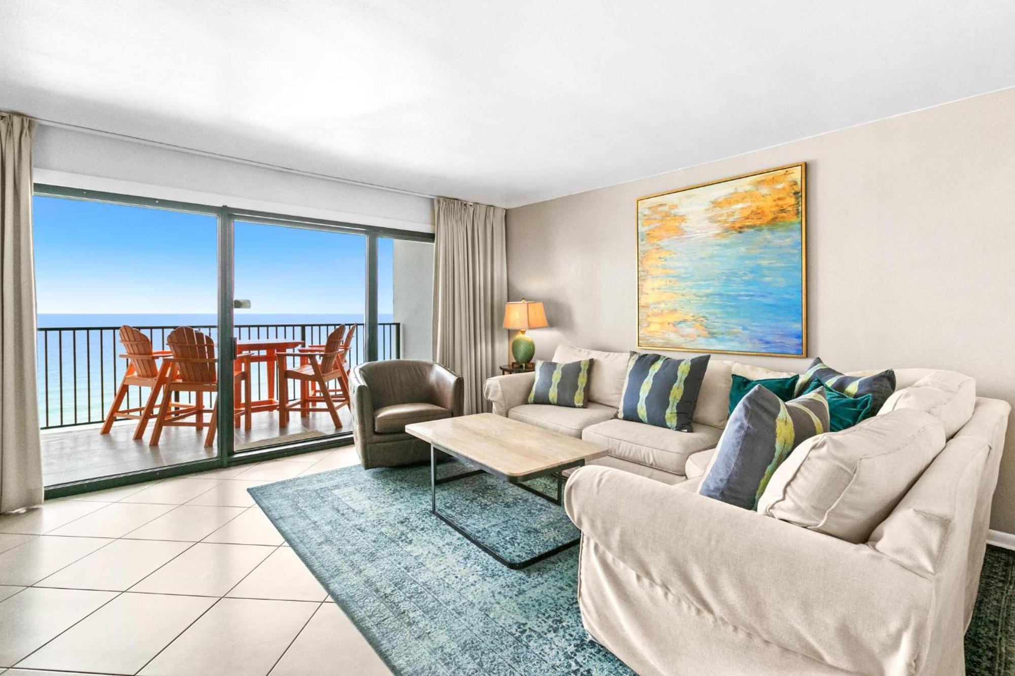 Emerald Towers 1102 Holiday home *
