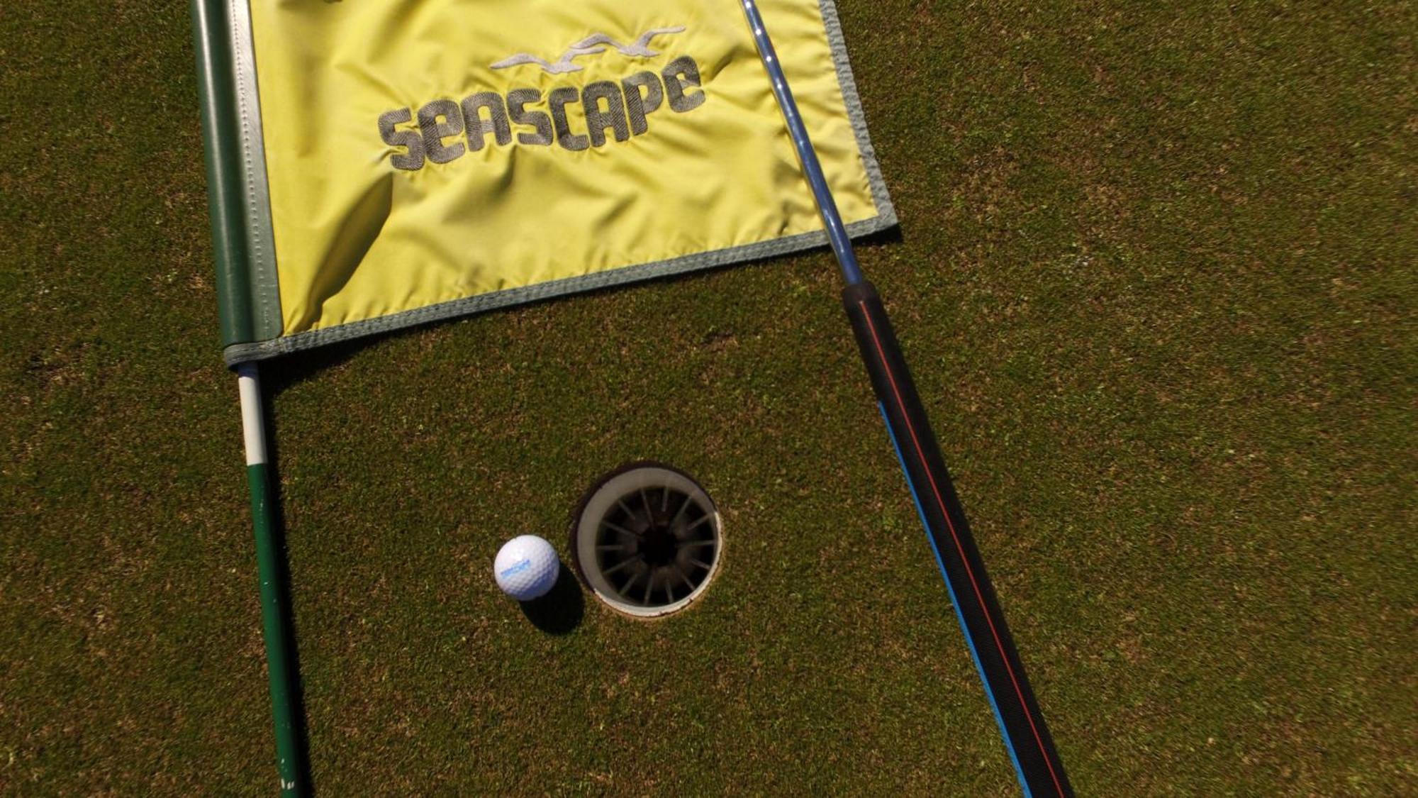 Golf Course 98b Holiday home *