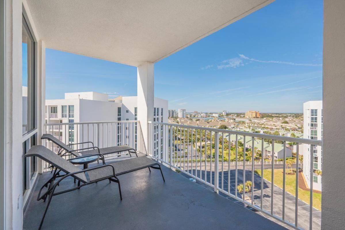 1125 Shoreline Towers Penthouse 3bd Free Set Garage Space Holiday home