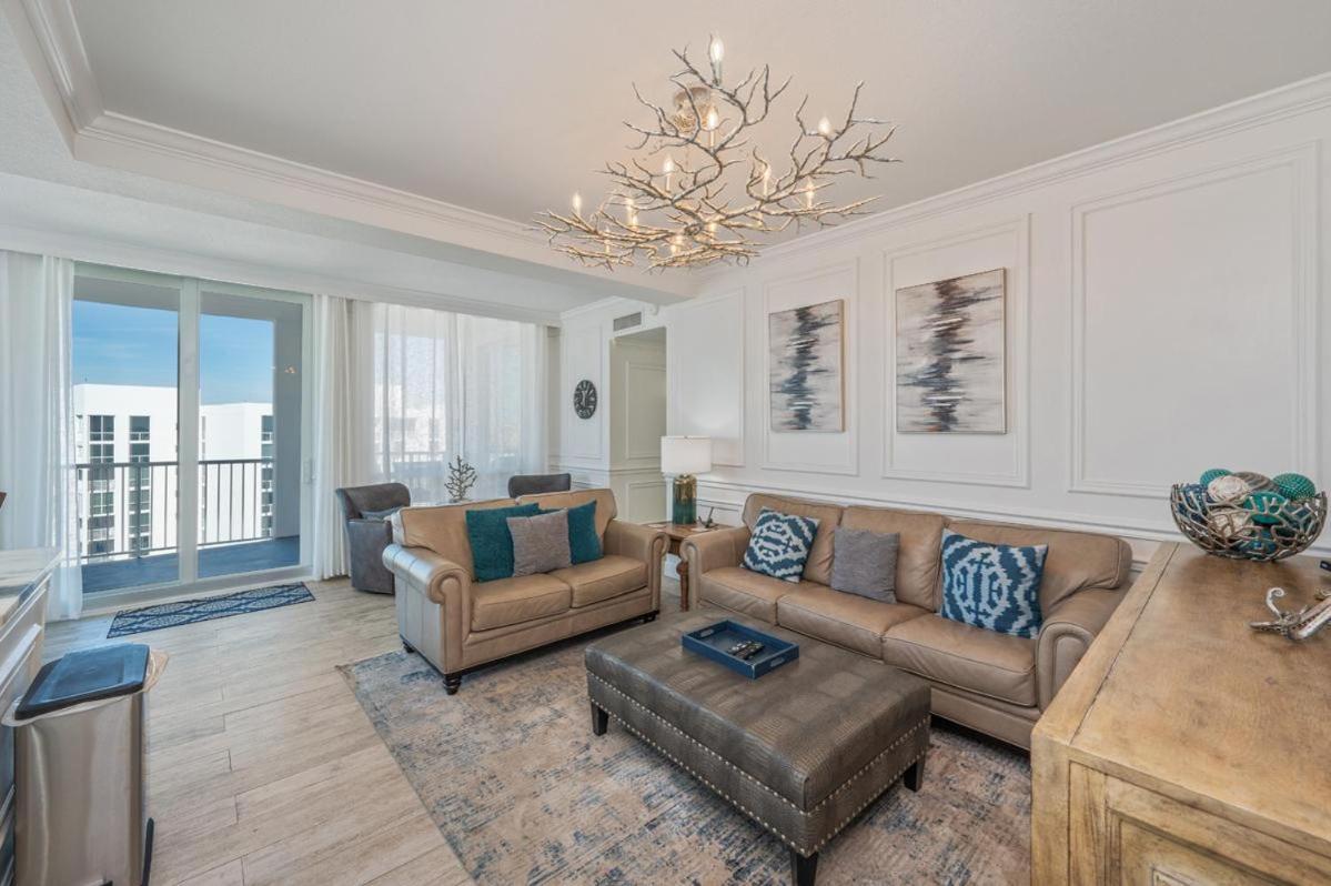 1125 Shoreline Towers Penthouse 3bd Free Set Garage Space Destin