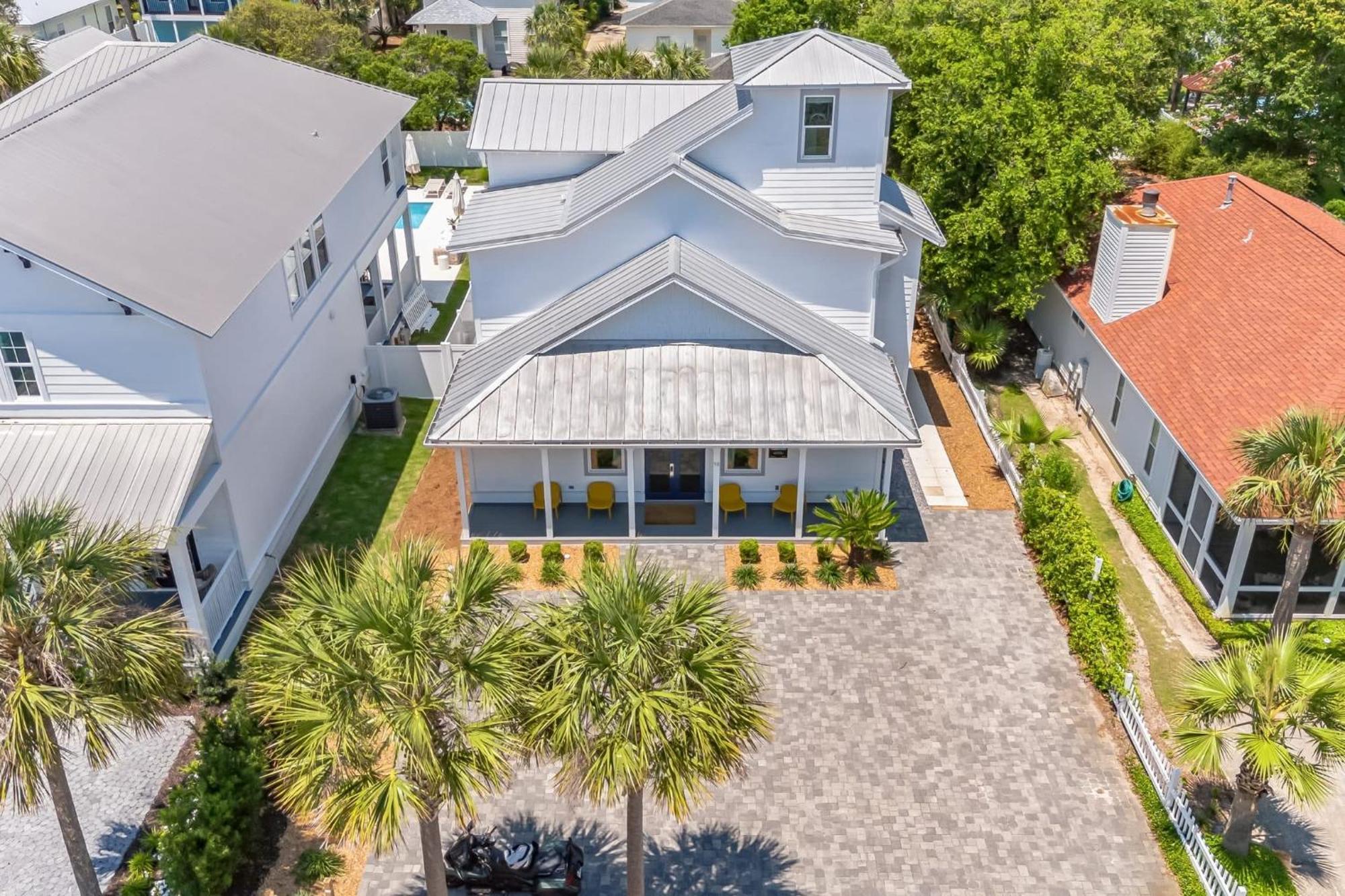 Bohemian Retreat Fully Stocked Near W Pool Outdoor Dining Holiday home Destin
