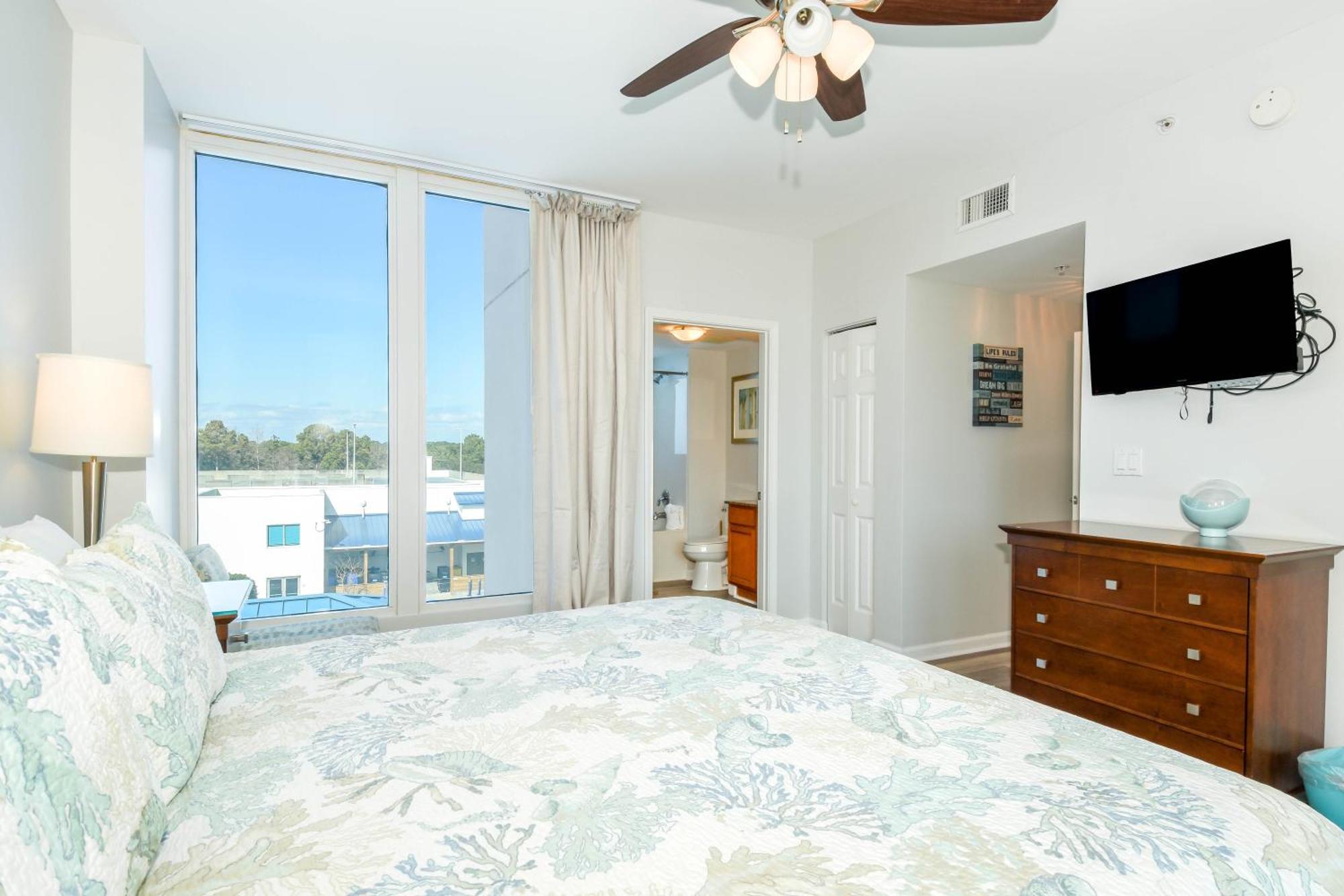 The Palms Of 1401 * Destin