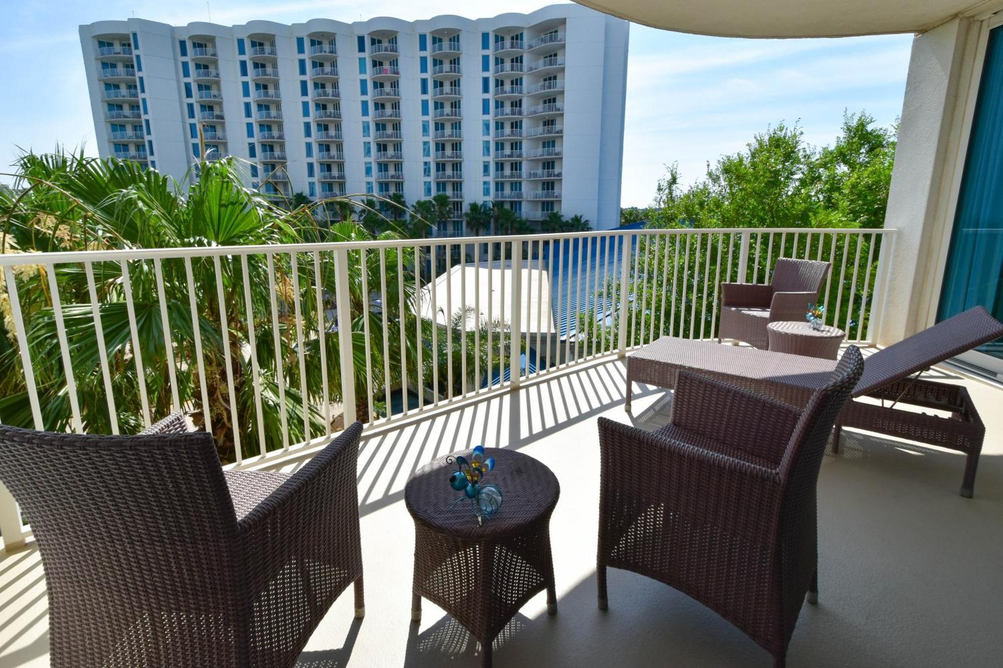 The Palms Of 1401 Apartment
