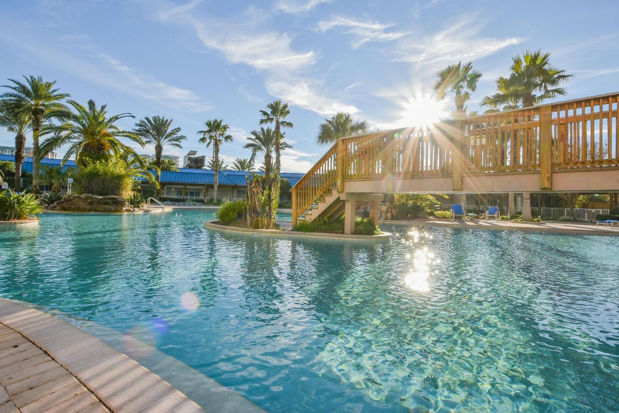 The Palms Of 11006 Junior