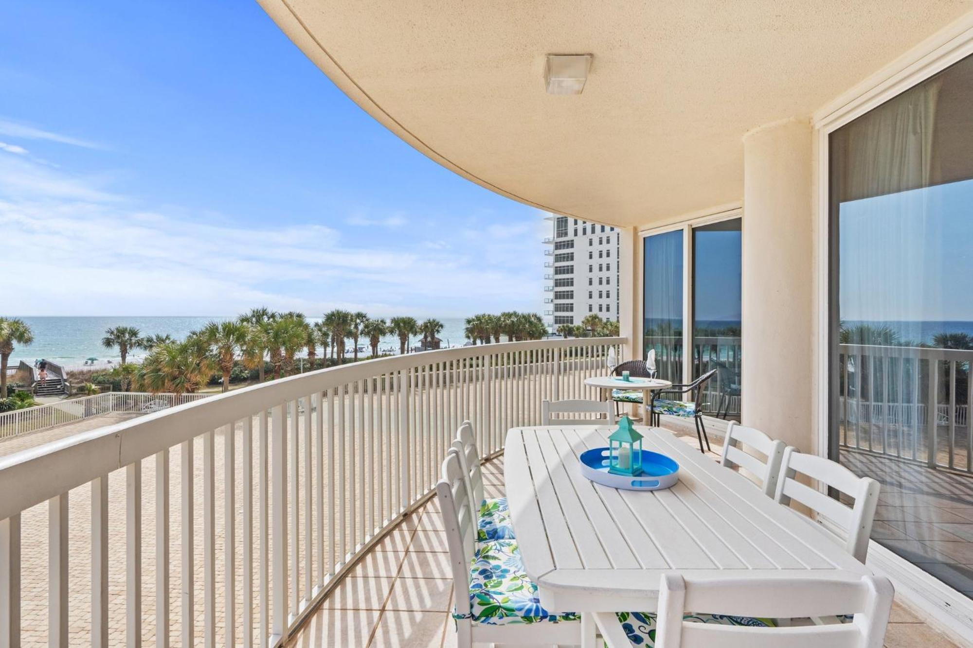 - Front 3- 4 Bedroom Okaloosa Apartment *
