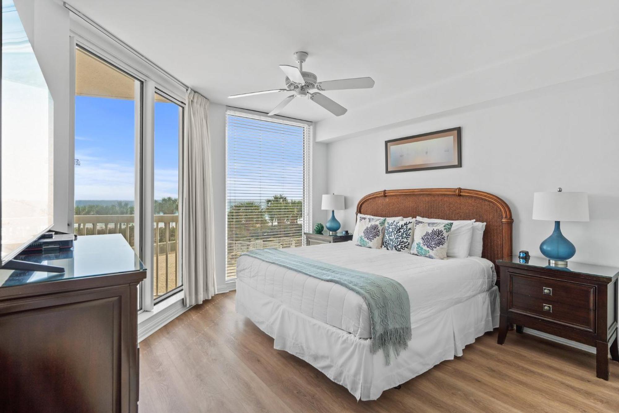 Apartment - Front 3- 4 Bedroom Okaloosa *