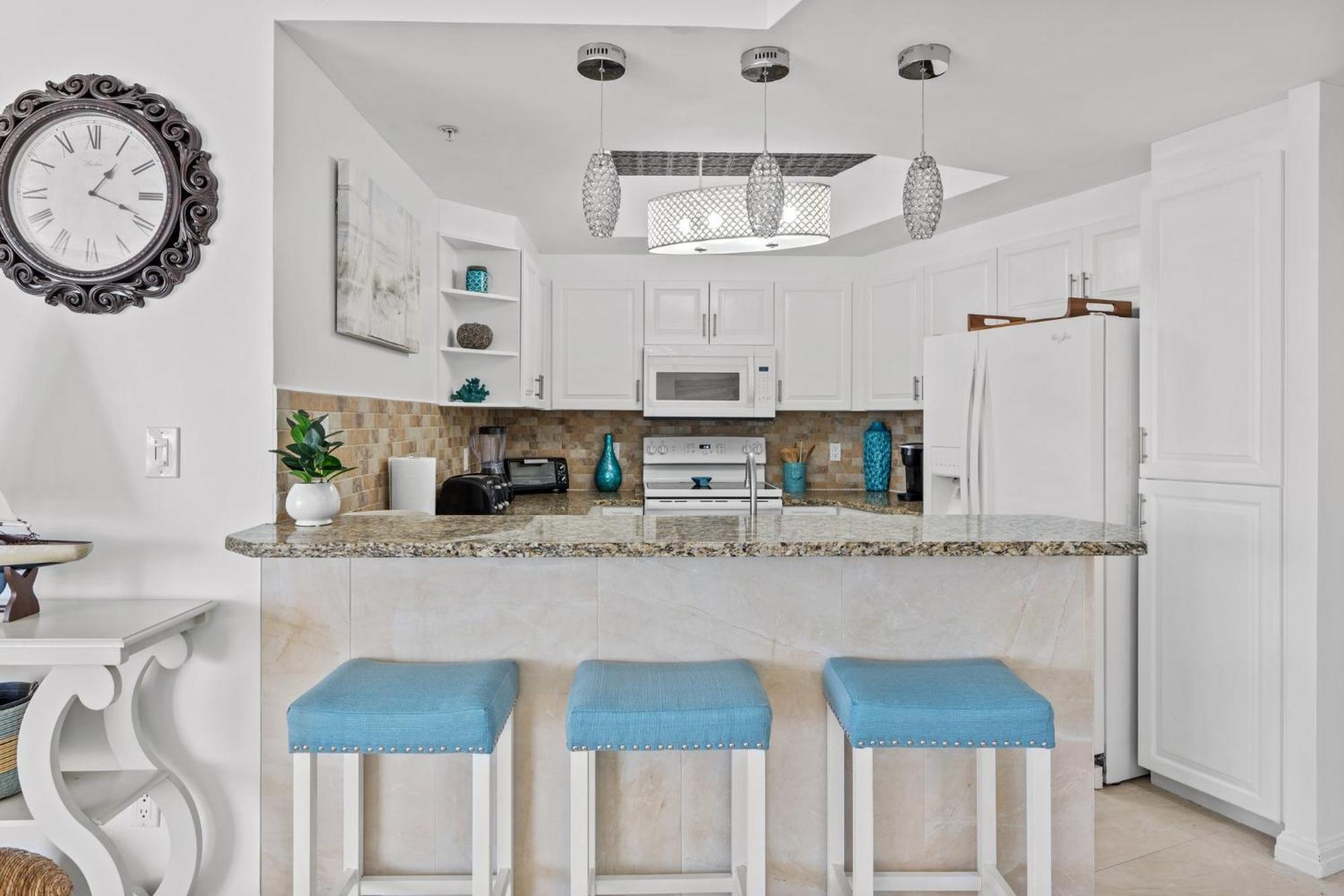 - Front 3- 4 Bedroom Okaloosa Apartment