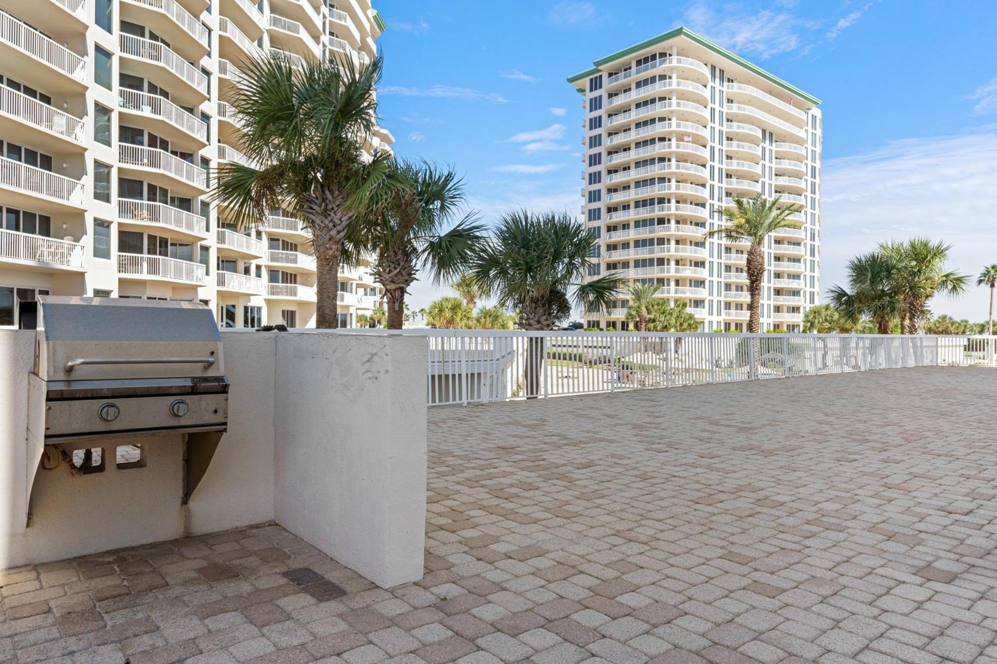 - Front 3- 4 Bedroom Okaloosa Apartment