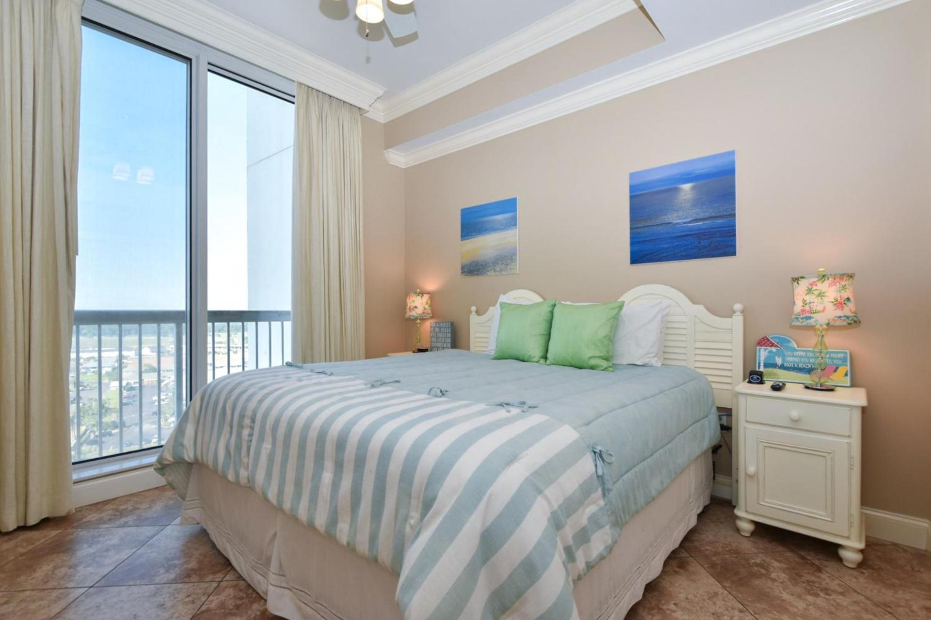 Silver Towers W1703 Apartment Destin