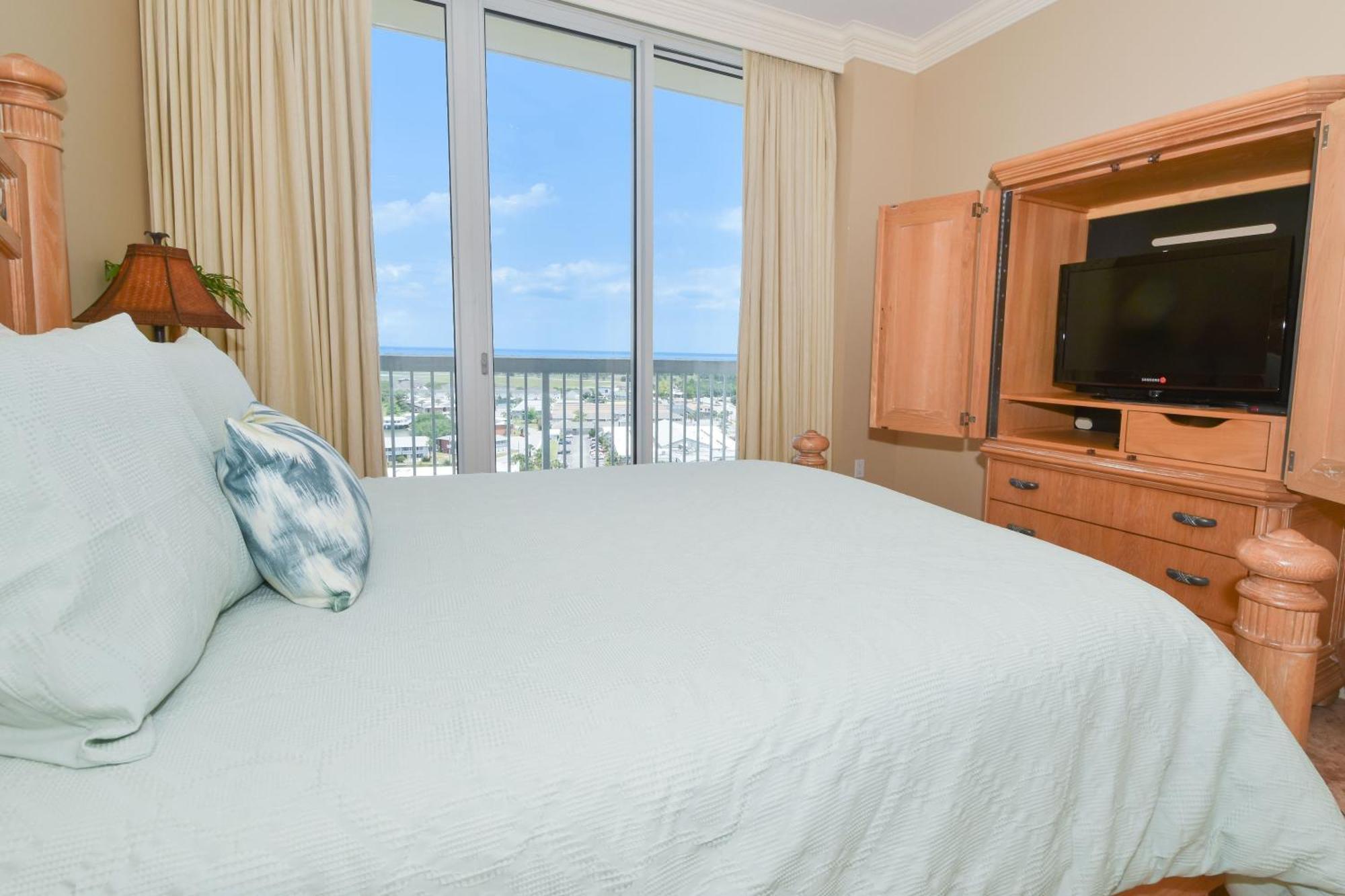 Silver Towers W1703 * Destin