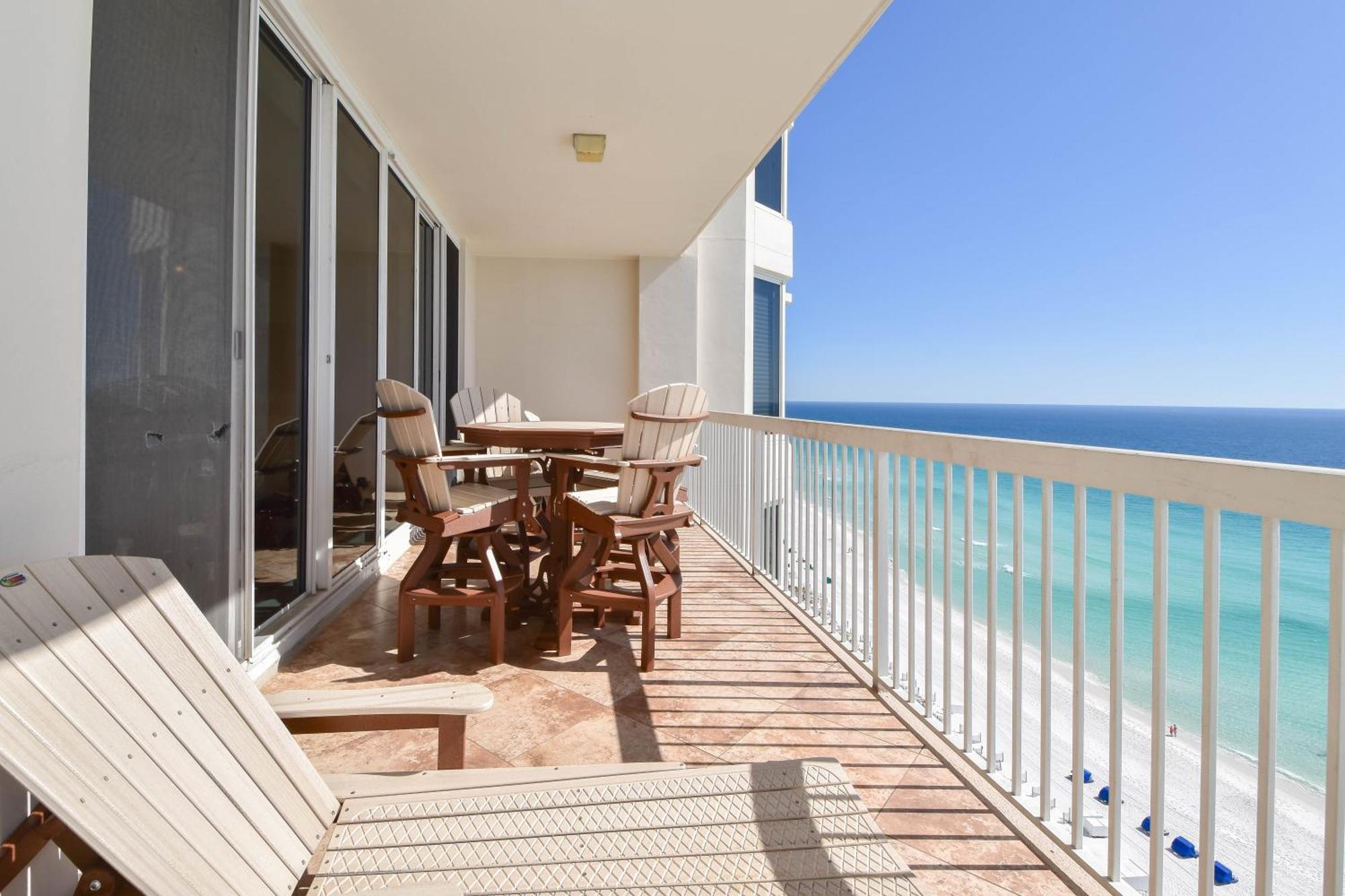 Silver Towers W1703 Apartment Destin