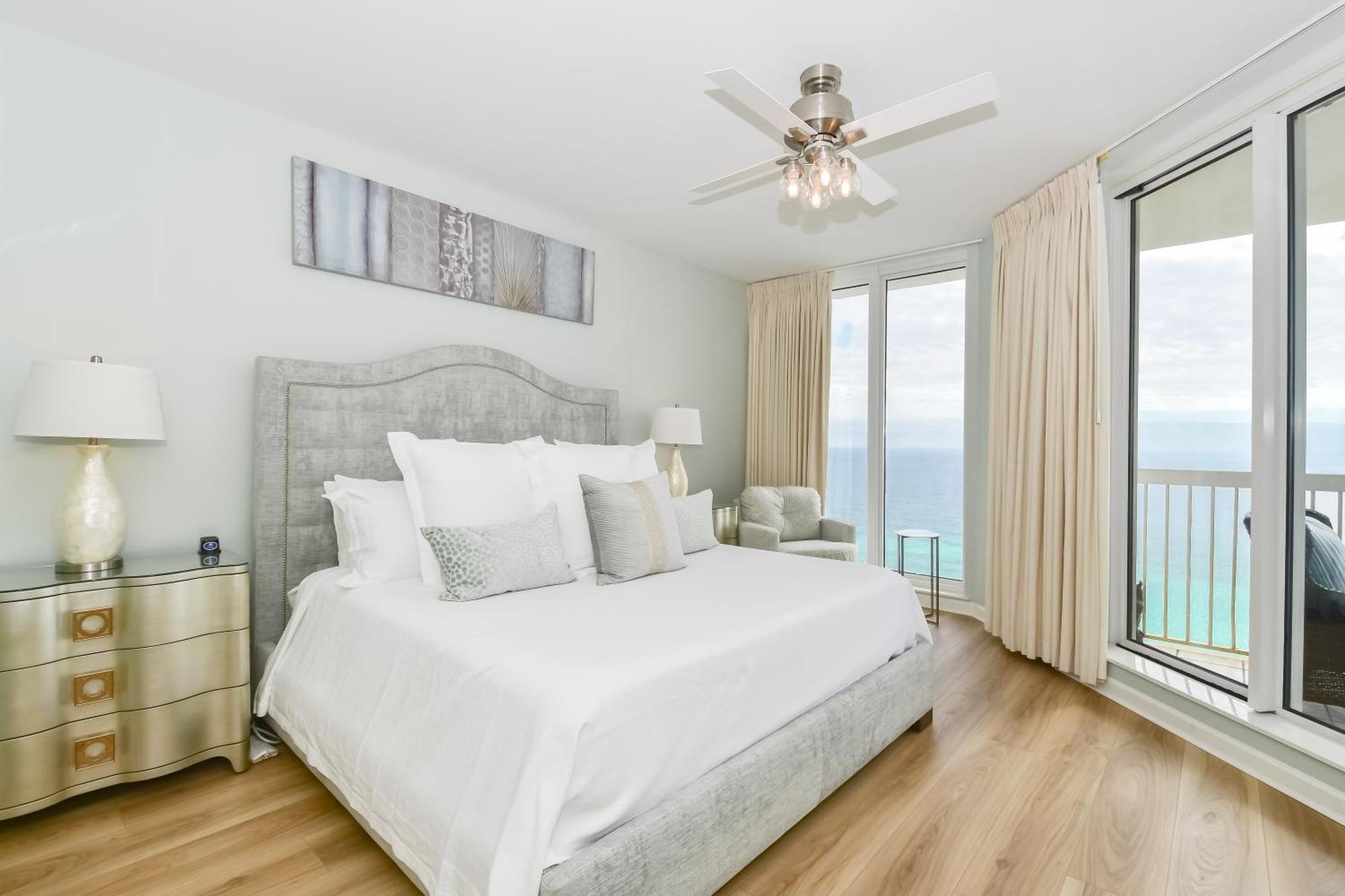 Silver Towers W1606 Apartment