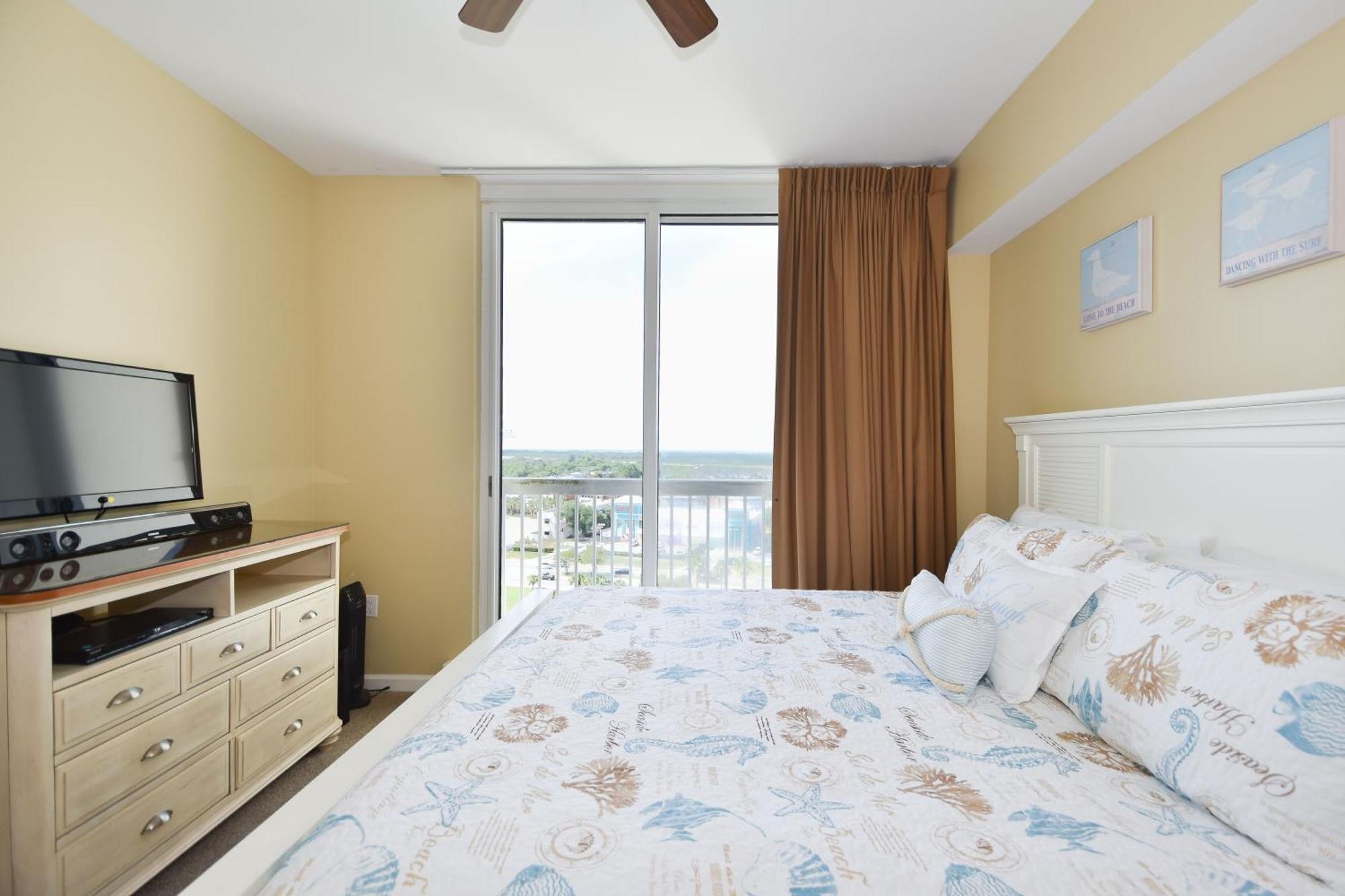 Silver Towers W1103 Apartment *