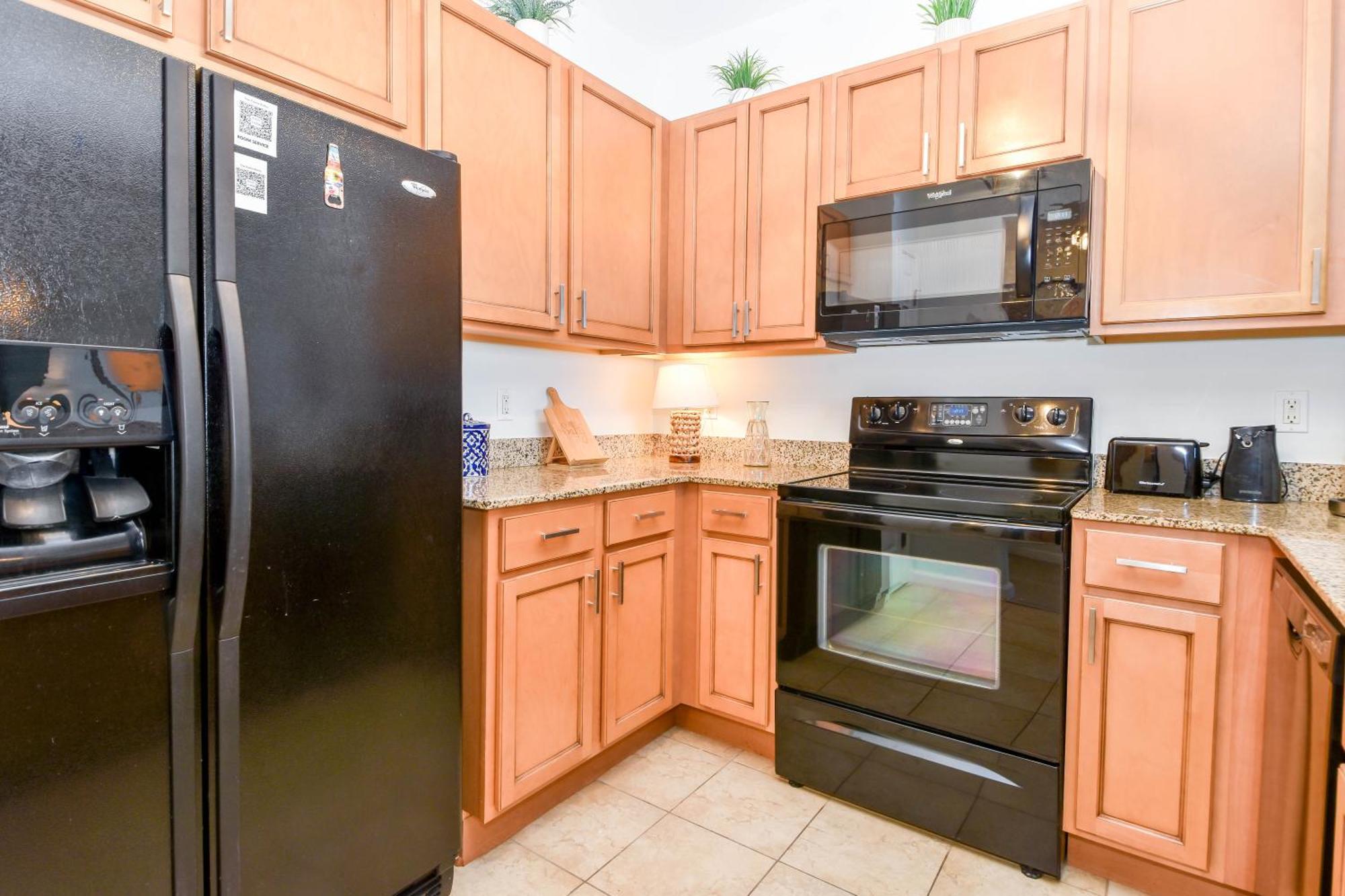 The Palms Of 11004 Junior Apartment