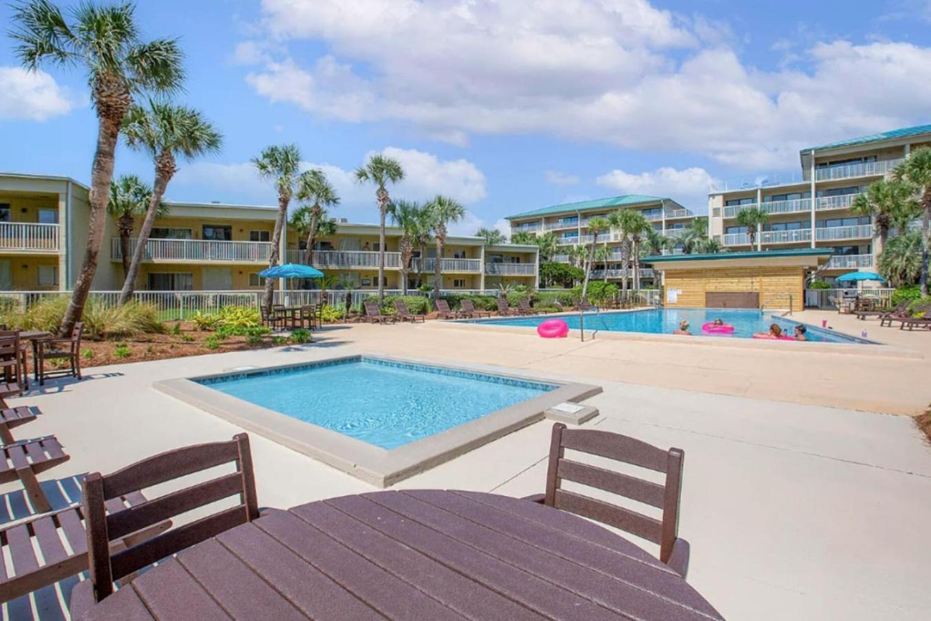 2 Bed Private Access Laundry Fitness Game Destin