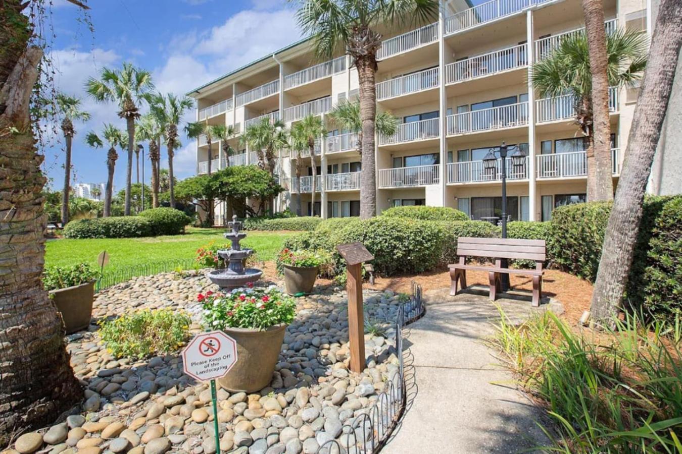 2 Bed Private Access Laundry Fitness Game Holiday home Destin