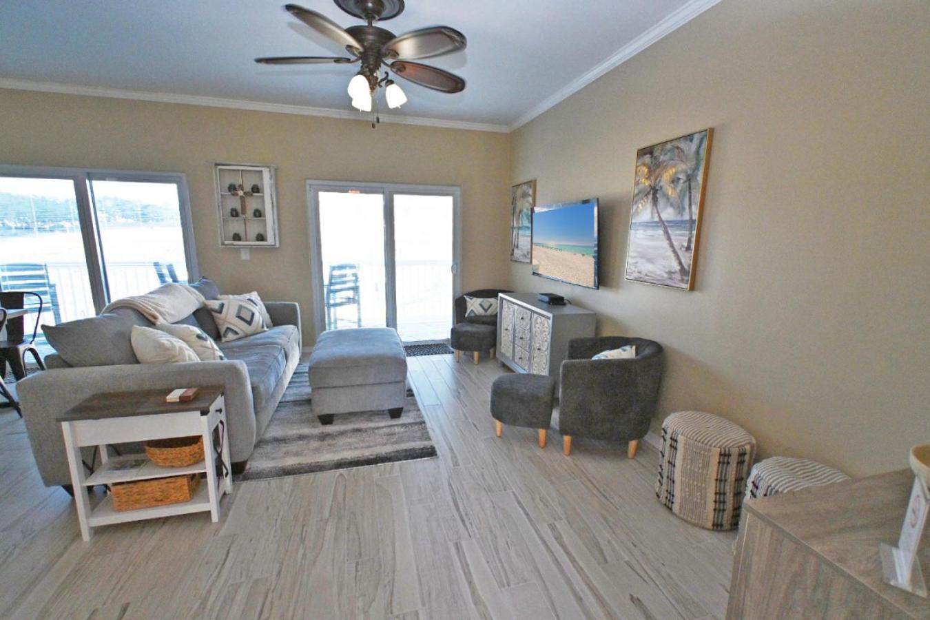 Sandpiper Cove Unit 4115 Bring Your Boat Canal 2 Bedroom 2 Bathroom *