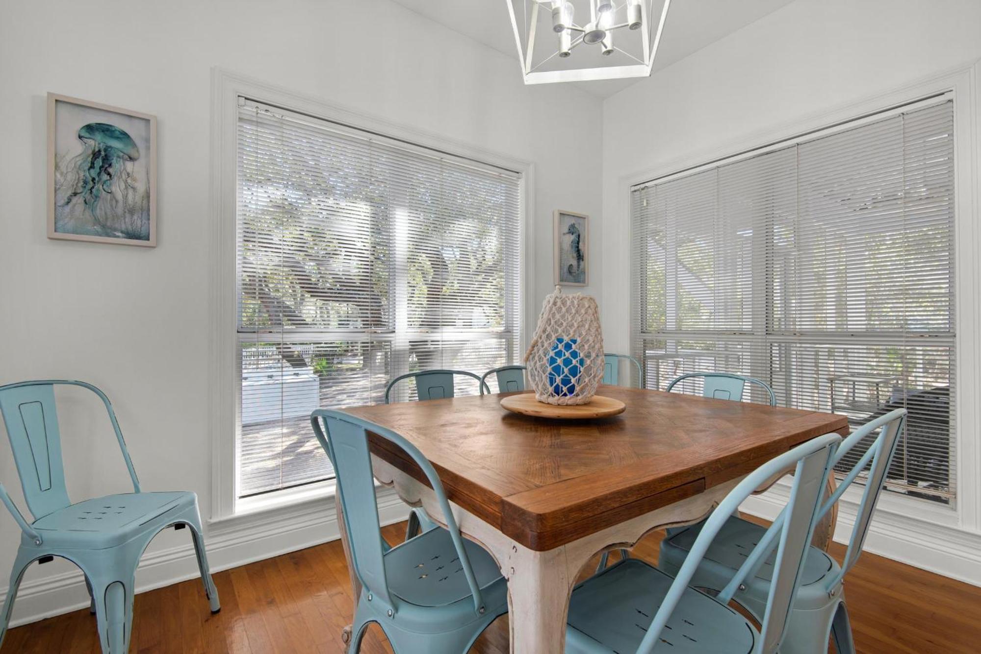 Holiday home Beachwood Bliss *