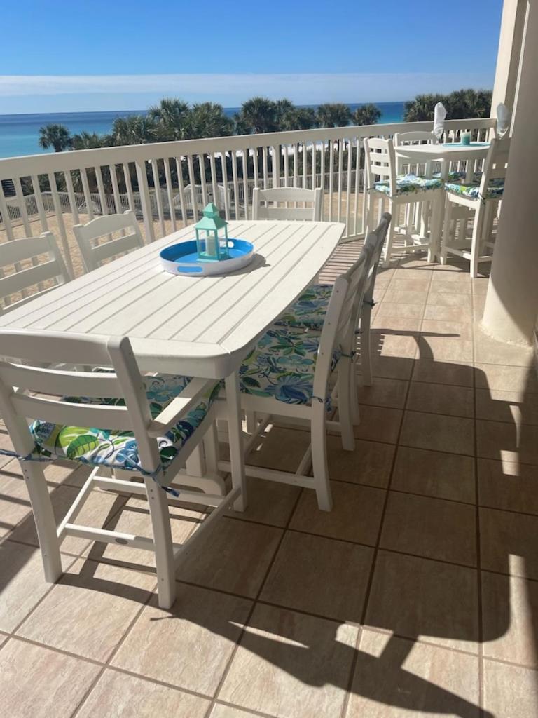 - Front 3- 4 Bedroom Okaloosa Apartment Destin