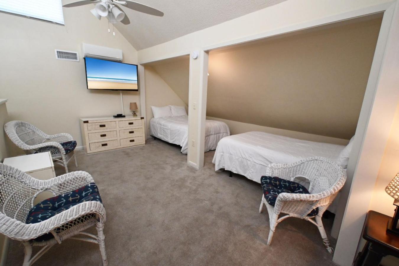 Sandpiper Cove 9 3 Bedroom 3 Bath Sleeps 10 Holiday home *