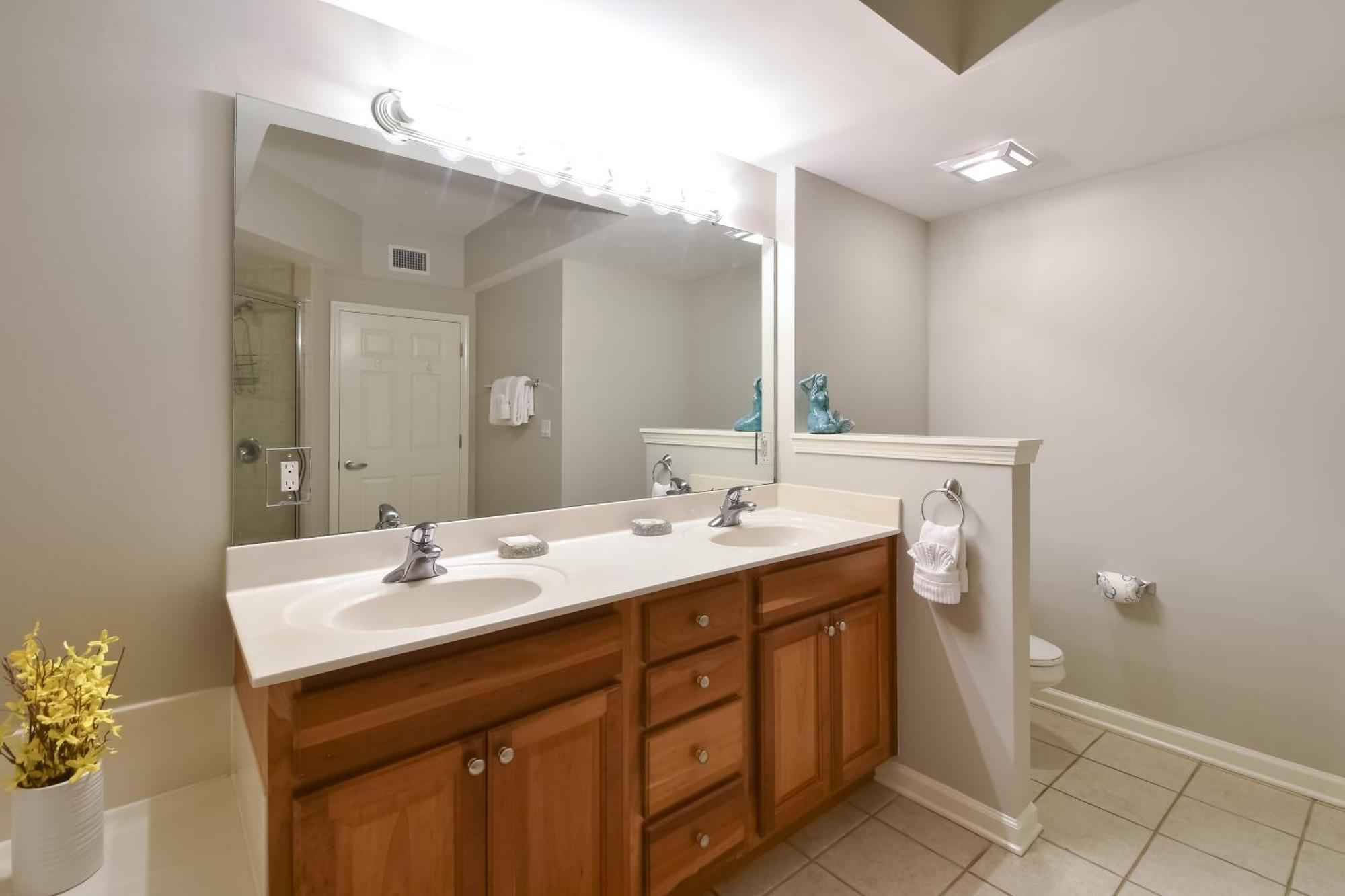 Silver Towers W302 * Destin
