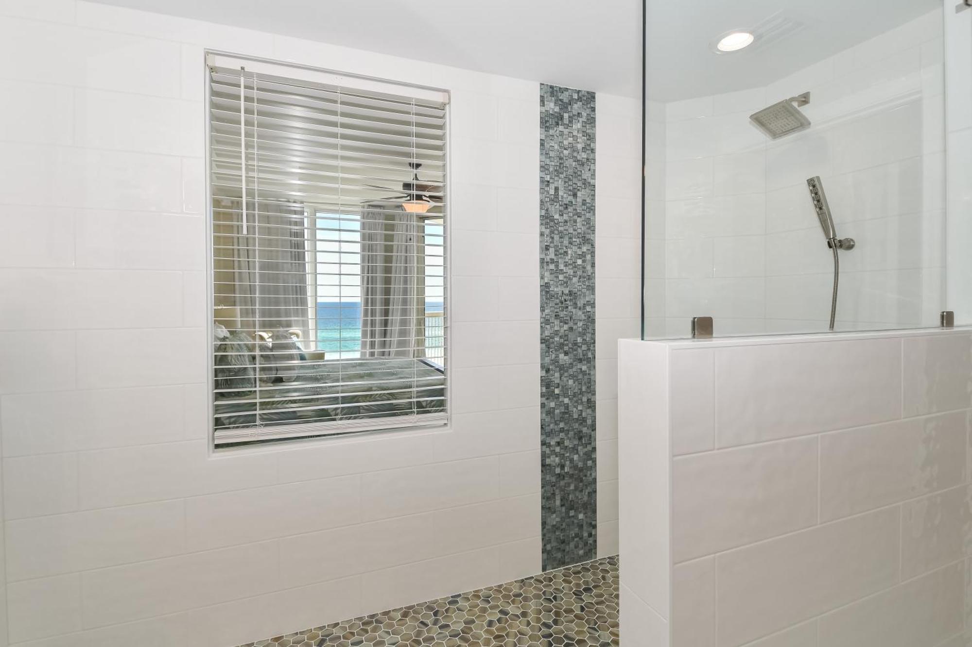 Silver Towers E504 Apartment Destin