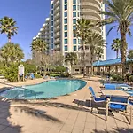 Destin Condo With Amenities And Pool Less Than Half Mi To Beach