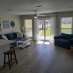 9 C, One Bedroom Condo
