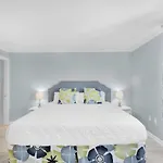 Dolphin Point 404C
