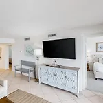 Emerald Towers 0504