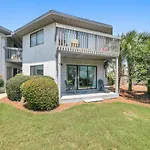 Crystal Village II 18A - 2Bedroom 2Ba Condo Near The Beach Sleeps 6!