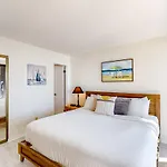 Edgewater Beach Resort 809
