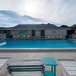 Cozy Beach Oasis 2 Bdrm Condo In Destin